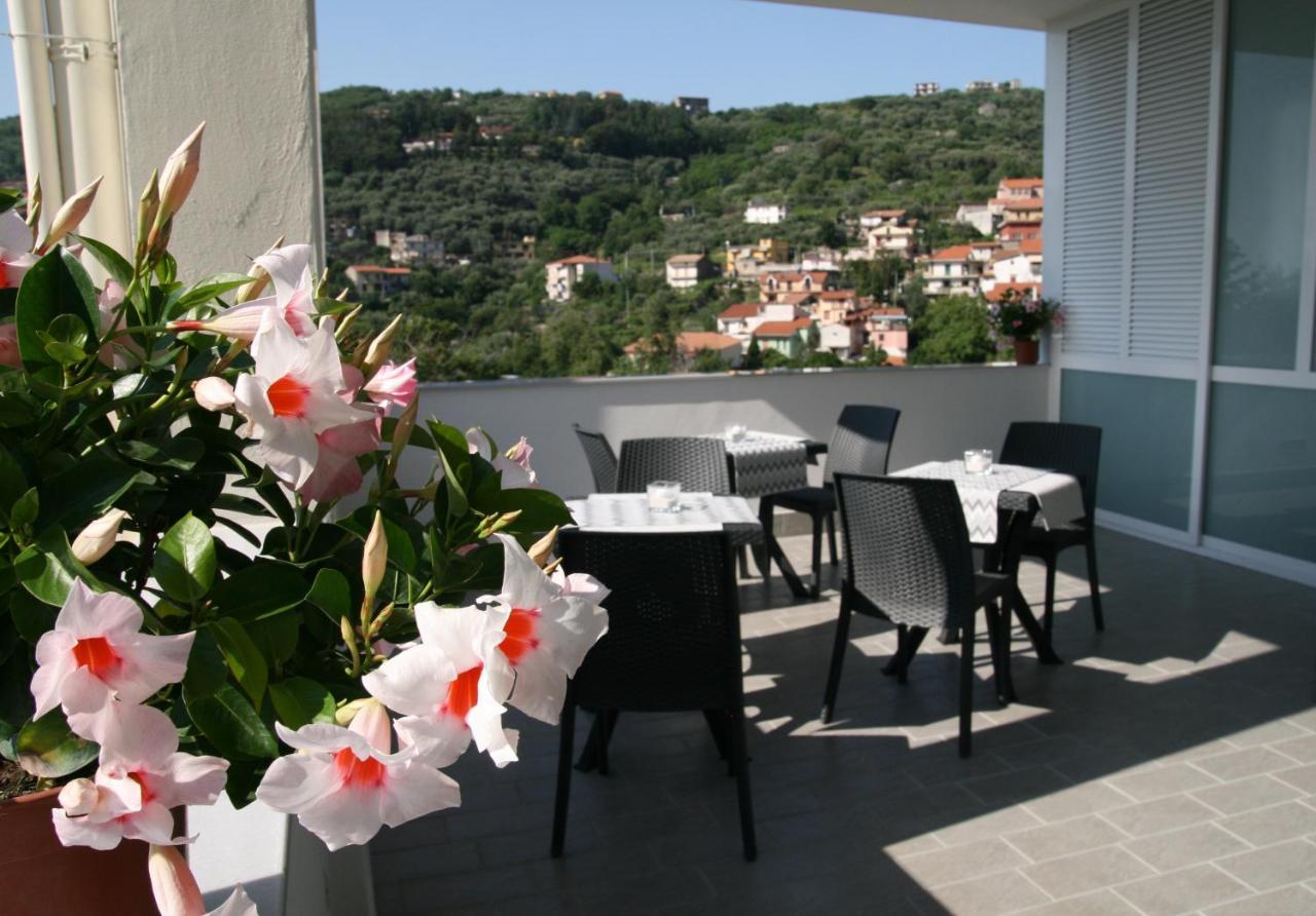 Bed and Breakfast Dream & Relax Pimonte Exterior foto