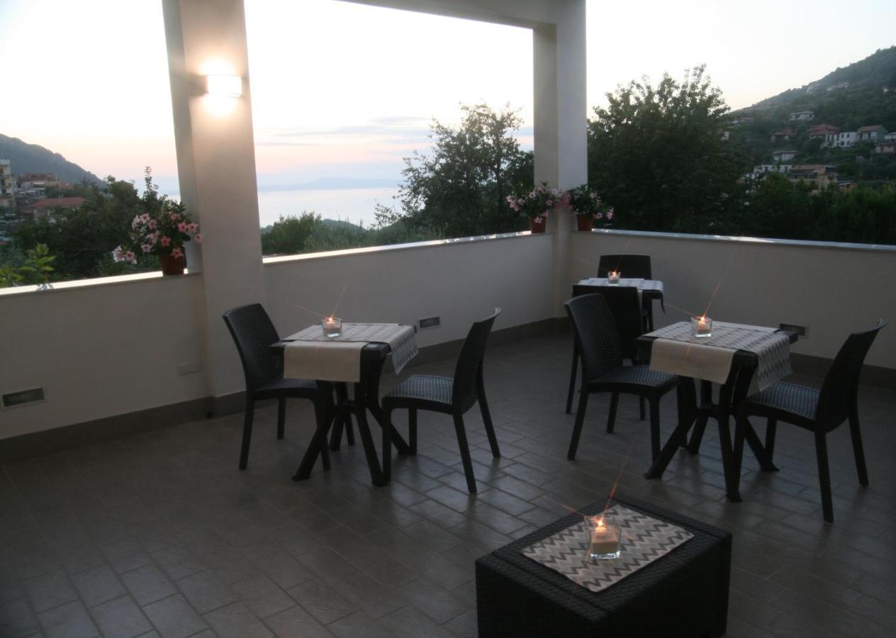 Bed and Breakfast Dream & Relax Pimonte Exterior foto